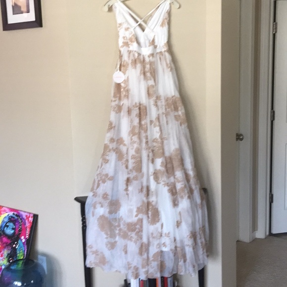 LAST ONE ‼️BEAUTIFUL Tulle Velvet Maxi Dress - Picture 8 of 8